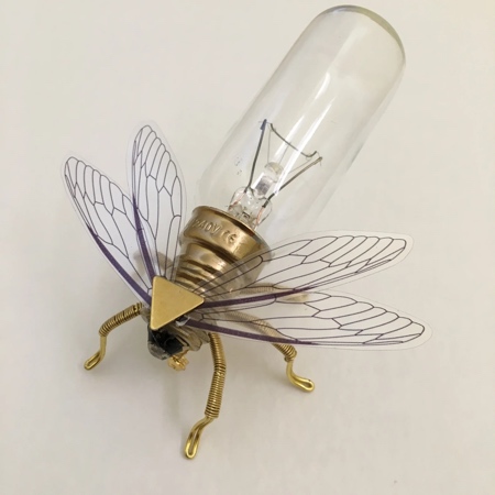 Steampunk Light Bulb Bee
