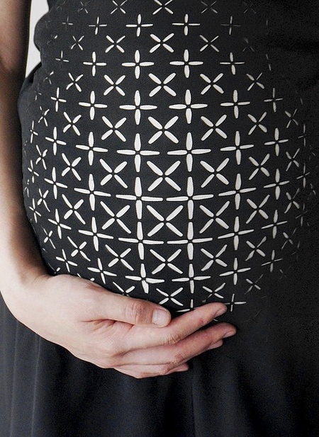 Retractable Garment for Pregnant Women