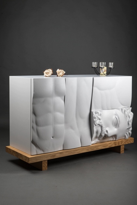 ZEUS Head Sideboard