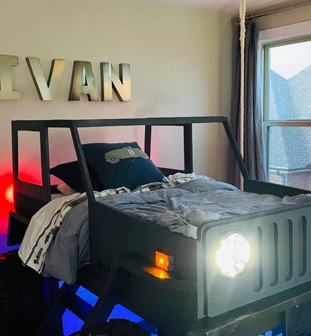 Jeep Wrangler Shaped Bed