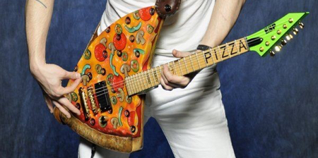 Pizza Guitar