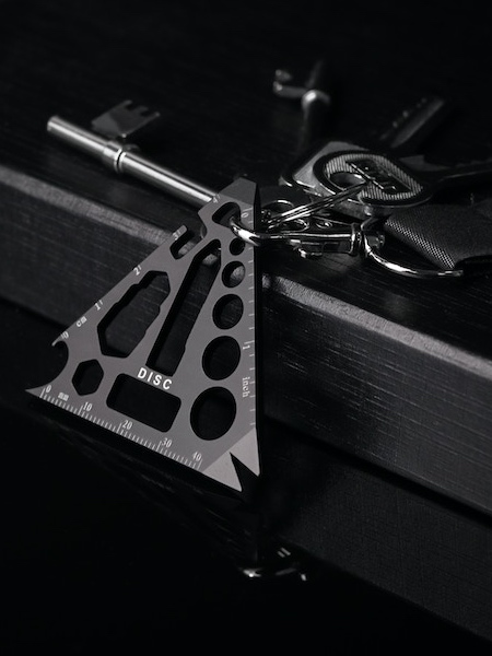 TRIANGLE Multi-tool