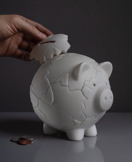 Magnetic Piggy Bank by Dario Narvaez