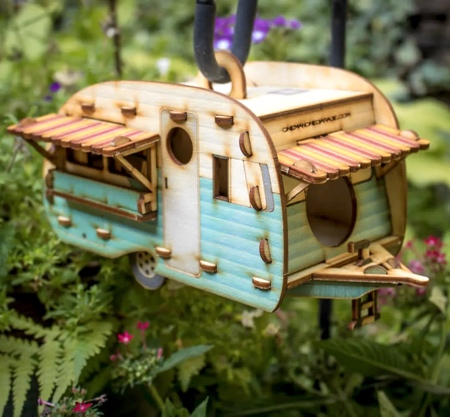 Vintage Camper Birdhouse