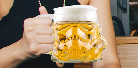 https://www.toxel.com/wp-content/uploads/2023/09/stormtropperbeer01.jpg