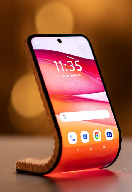 Motorola Flexible Cell Phone