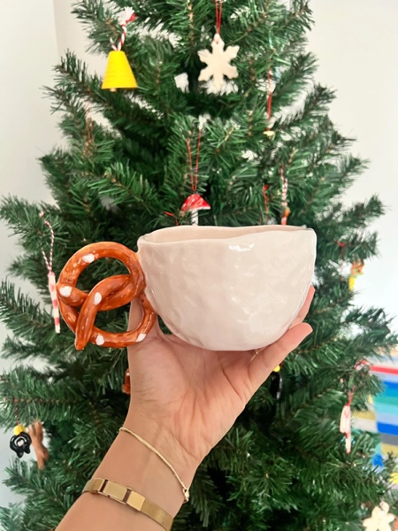 Pretzel Handle Mug