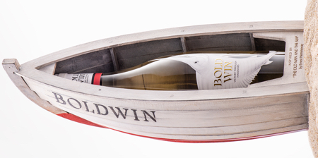 Wooden Boat Wine Packaging