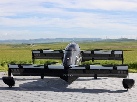 Pivotal BlackFly Aircraft