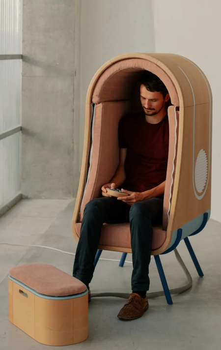 OTO Hugging Chair
