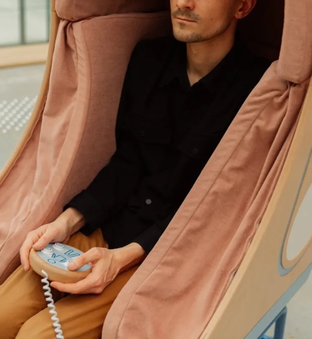 OTO Hug Chair