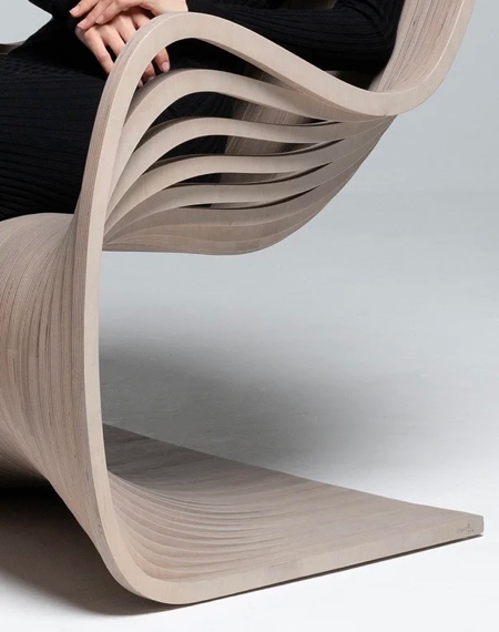 Chair by Piegatto