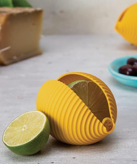 Avichai Tadmor Lemon Squeezer Avichai Tadmor Lemon Squeezer