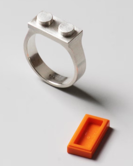 Studio GOGO LEGO Ring