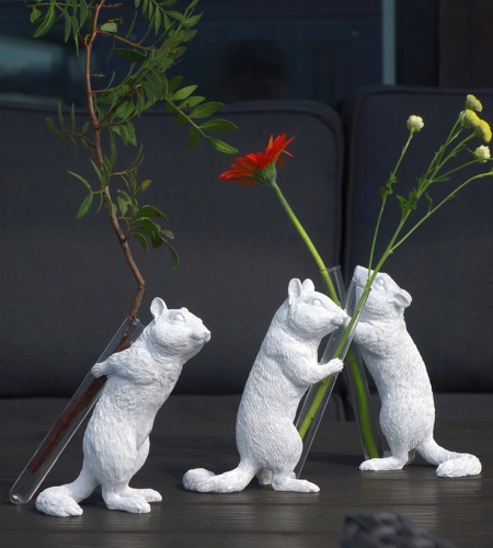 Chipmunks Vases