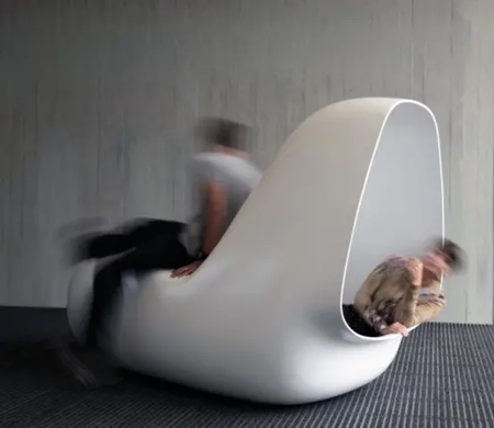 Sleep Box by Caspar Lohner