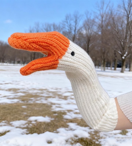 Goose Winter Mittens