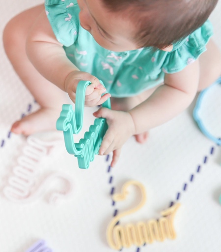 Jonghwan Kim Animal Baby Sock Hanger