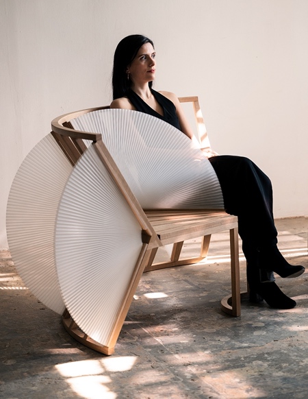 Moon Chair by Christina Standaloft