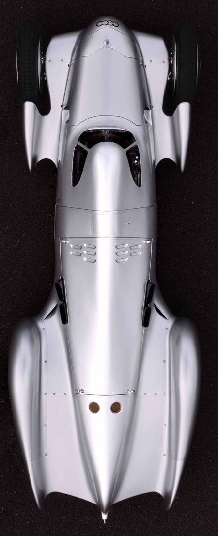 Airplane Shaped Car Airplane Shaped Car