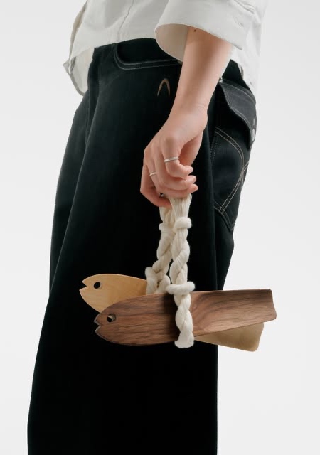 Fish Shoehorn