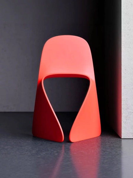 OMEGA Chair